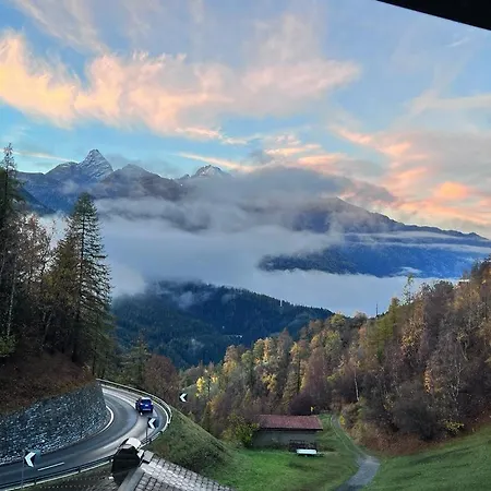 Chalet Og Harfe
