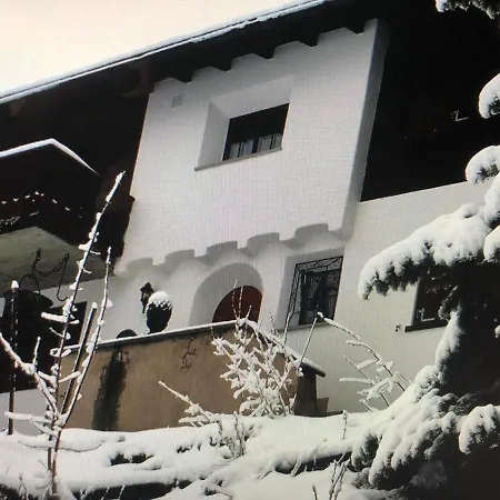 Chalet Chalet Og Harfe